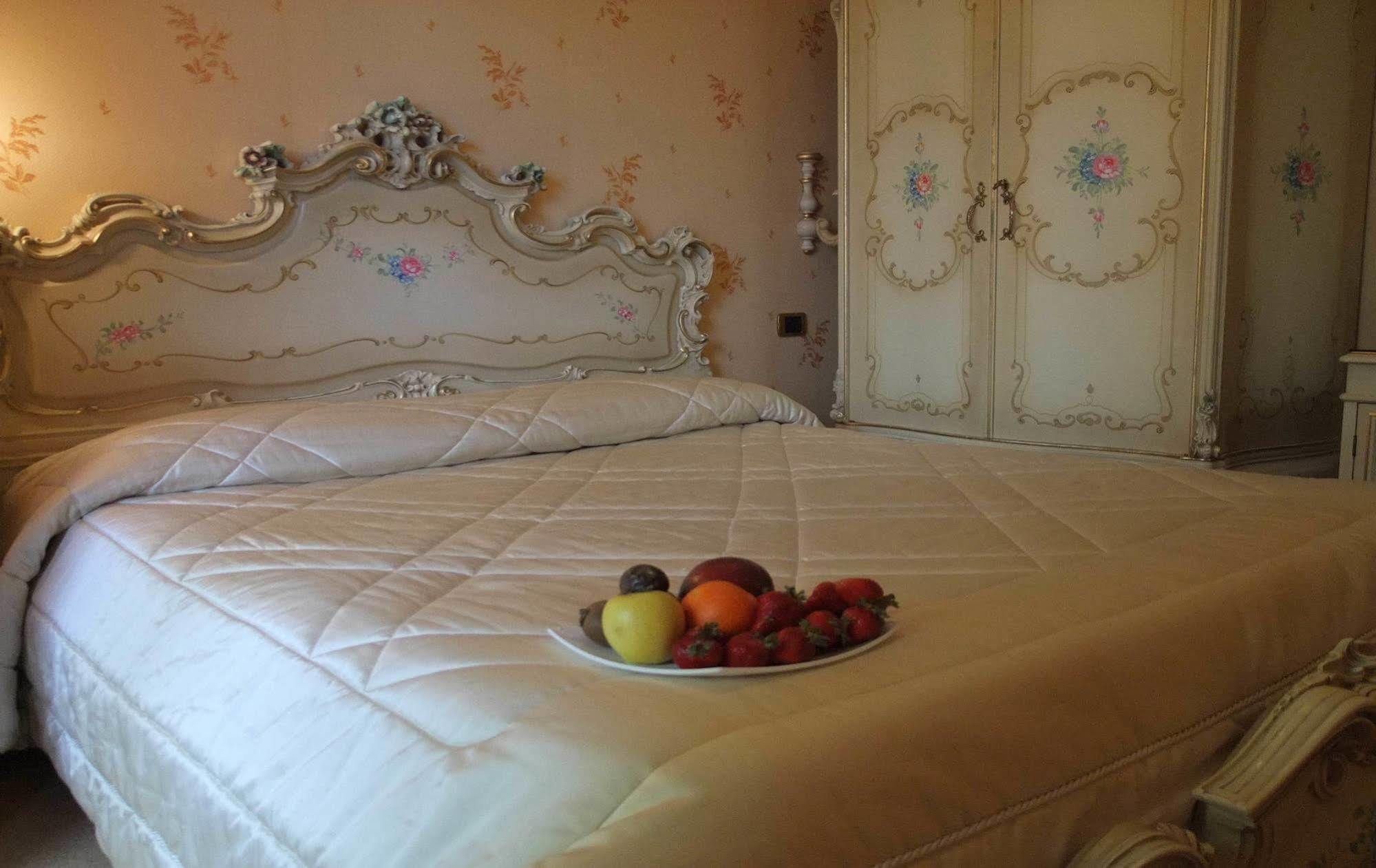 Hotel Imperiale Terzigno Esterno foto