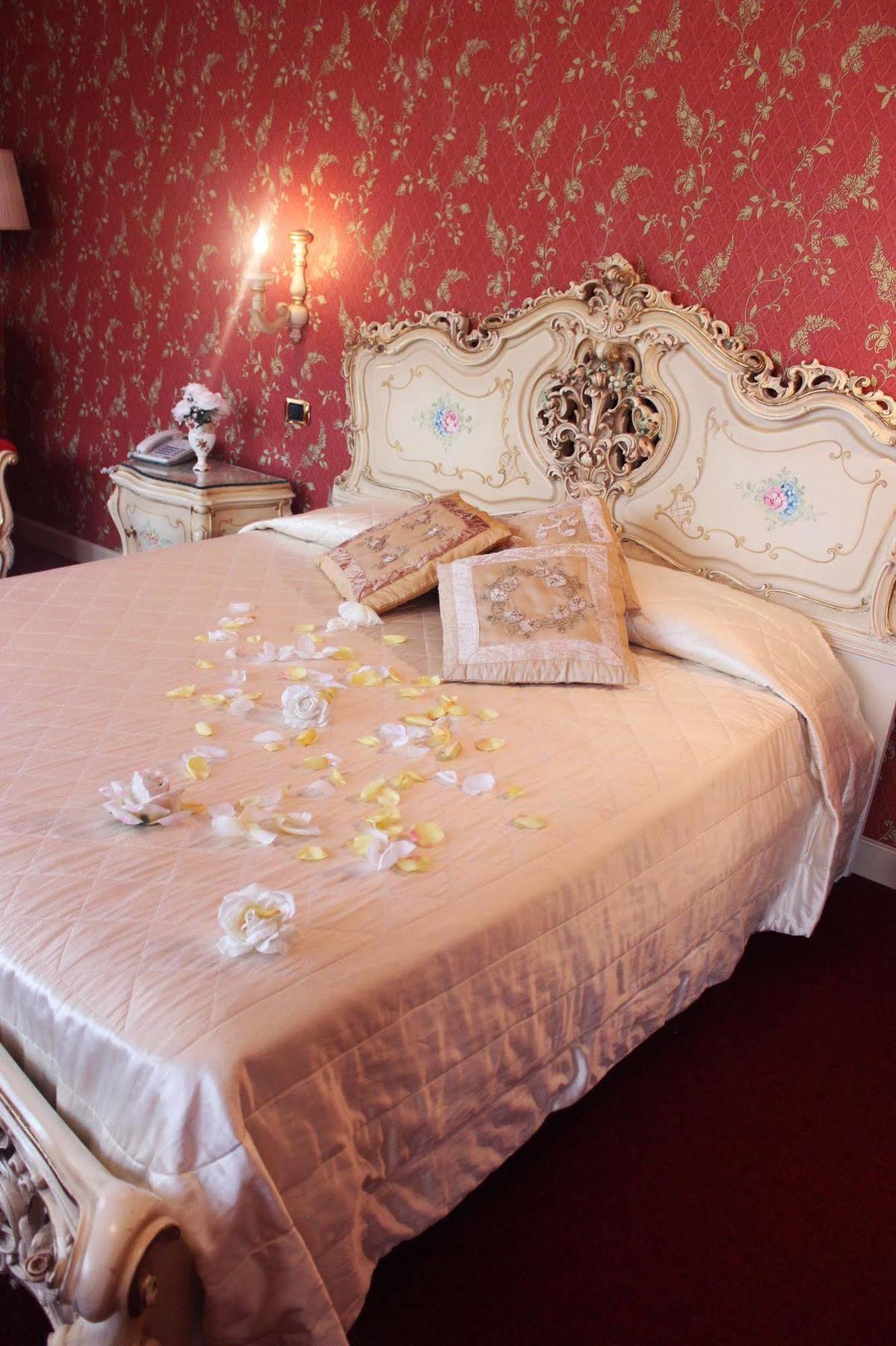 Hotel Imperiale Terzigno Esterno foto